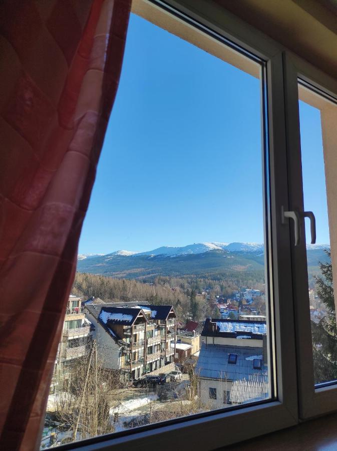 스클라르스카포렘바 Willa Mona B&B 외부 사진