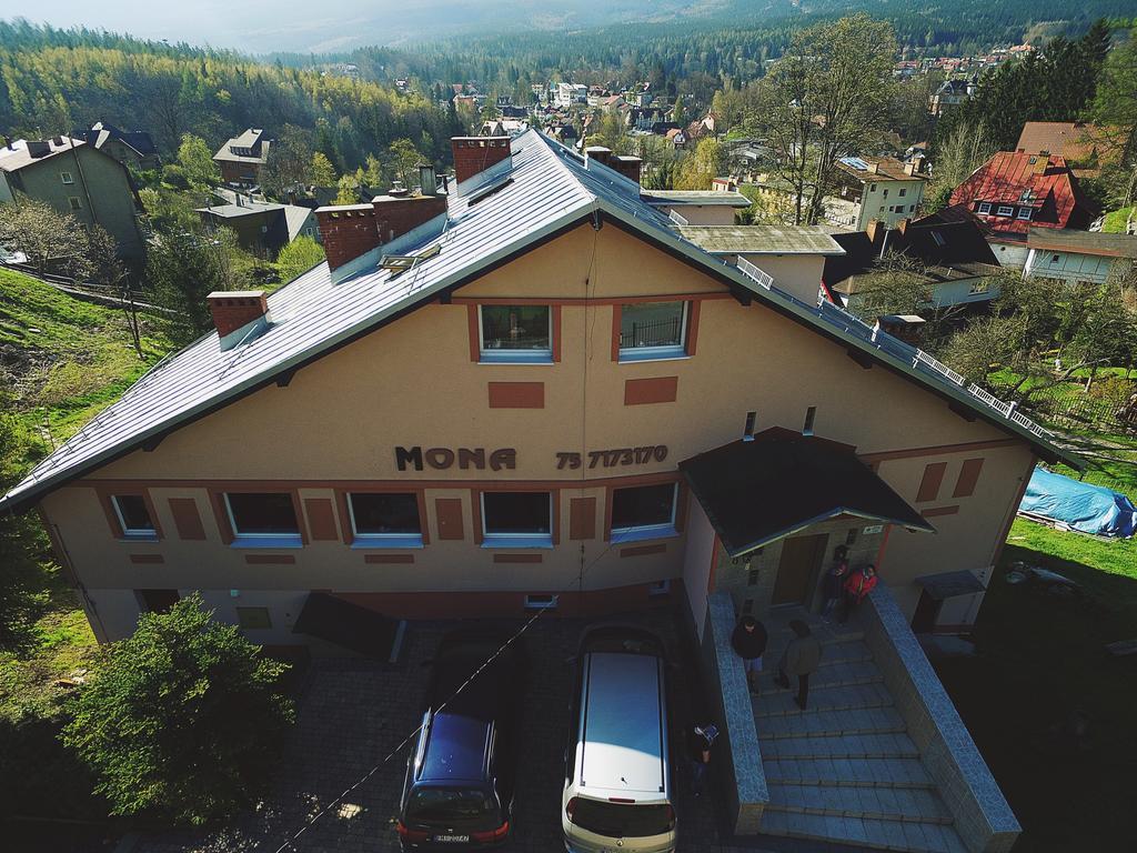 스클라르스카포렘바 Willa Mona B&B 외부 사진